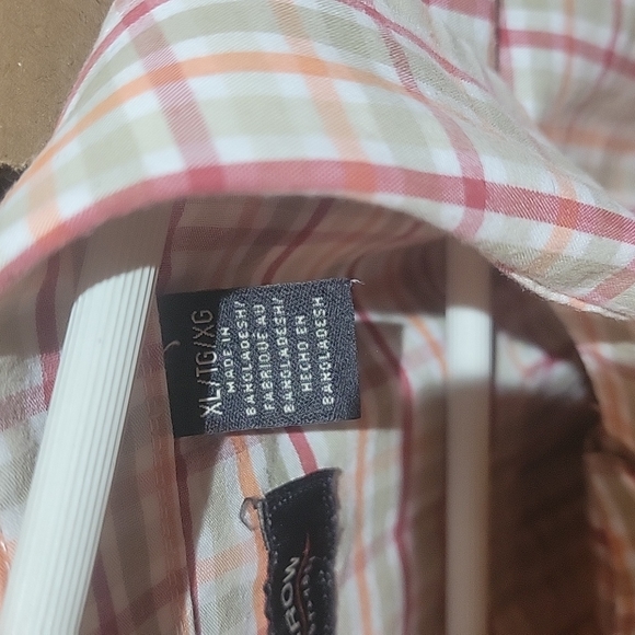 Arrow short sleeve button down - Picture 3 of 3